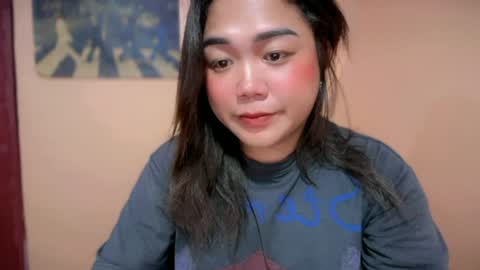 Dimple online show from August 15, 4:55 pm