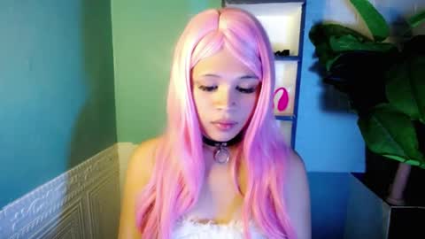 urgoddessawoman_xvx online show from August 9, 2:12 am
