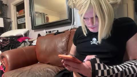 urgrlkandalee online show from August 15, 9:19 pm