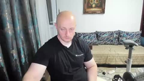 UrGymCrush online show from June 22, 2:12 am