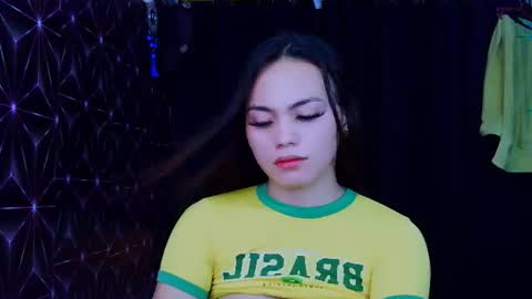 urhot_maxine online show from August 11, 9:55 am
