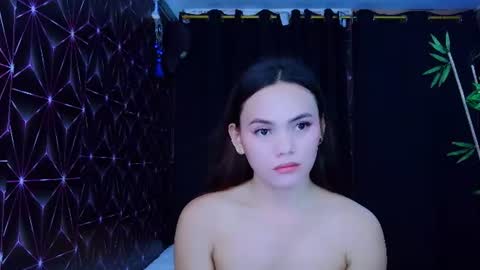 urhot_maxine online show from August 15, 10:08 am