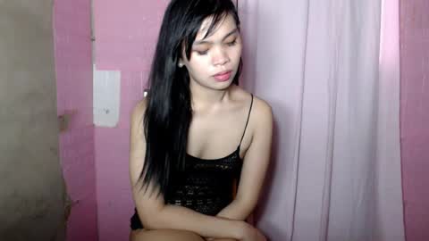 urhotfuckinginnocent1 online show from August 13, 6:49 am
