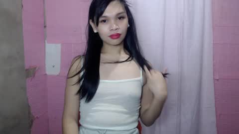 urhotfuckinginnocent1 online show from August 15, 9:57 am