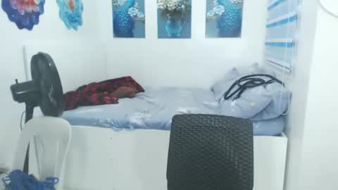 urhotsapphire online show from May 20, 11:17 pm