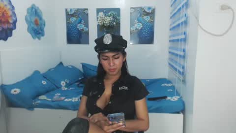 urhotsapphire online show from August 7, 3:28 am