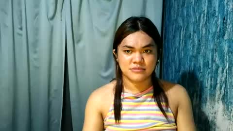 urhottie_bella online show from July 7, 8:46 pm