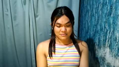 urhottie_bella online show from July 9, 2:11 pm