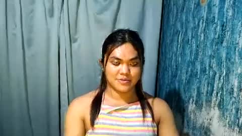 urhottie_bella online show from July 9, 7:41 pm