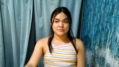 urhottie_bella online show from July 11, 4:07 am