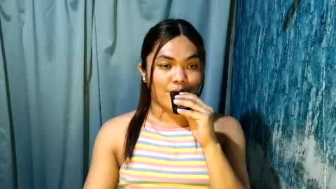 urhottie_bella online show from July 11, 6:36 pm
