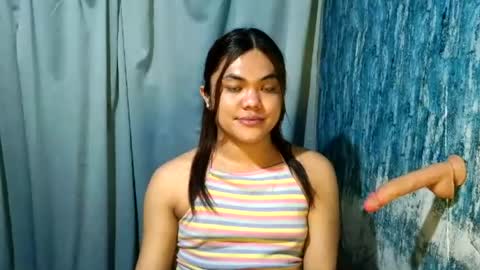 urhottie_bella online show from July 11, 7:42 pm