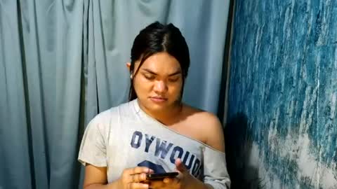 urhottie_bella online show from July 13, 1:07 pm