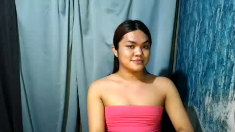 urhottie_bella online show from July 24, 9:07 pm