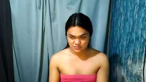 urhottie_bella online show from July 24, 10:24 pm