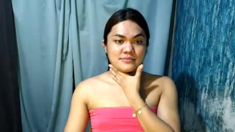 urhottie_bella online show from July 25, 9:02 am