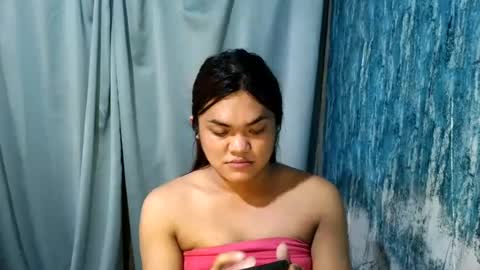 urhottie_bella online show from July 26, 4:50 am