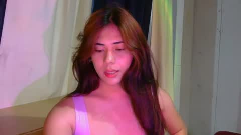urhottie_nova online show from August 10, 10:49 am