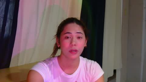 urhottie_nova online show from August 11, 4:14 am