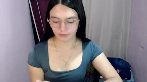 urhottiest_katey online show from July 15, 7:42 am
