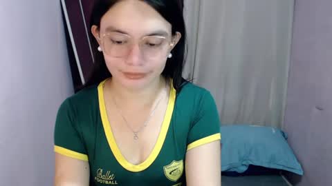 urhottiest_katey online show from July 22, 6:05 am