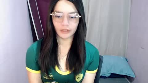urhottiest_katey online show from July 22, 7:11 am