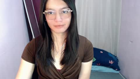 urhottiest_katey online show from July 29, 8:21 am