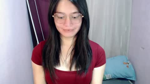 urhottiest_katey online show from August 2, 6:53 am