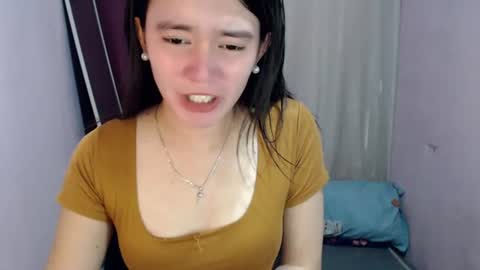 urhottiest_katey online show from August 14, 6:06 am