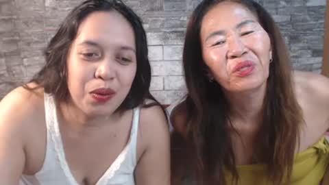 urhotvivian11 online show from July 25, 7:23 am