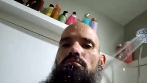 urhukleberry69 online show from August 5, 9:40 am
