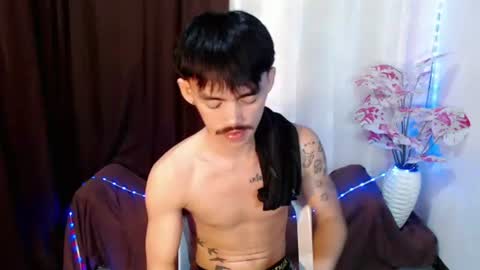 urhunky_boy online show from July 30, 3:41 pm