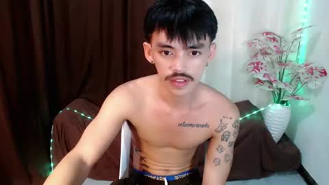 urhunky_boy online show from August 1, 9:26 am
