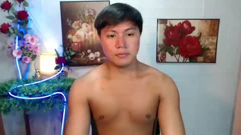 urhunky_ivan online show from August 12, 2:08 pm
