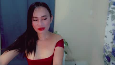 urlovely_che online show from August 10, 2:13 am