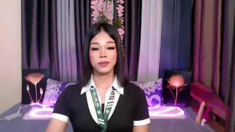 urlovely_jemma online show from August 11, 11:18 pm