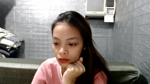 juliana online show from July 20, 10:29 am