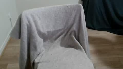 urluckyboi online show from June 20, 10:21 pm