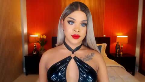 urmajestytyra online show from August 10, 9:27 pm