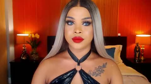 urmajestytyra online show from August 10, 10:33 pm
