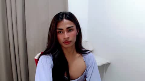 urmorenagirl_kcx online show from August 10, 4:19 pm