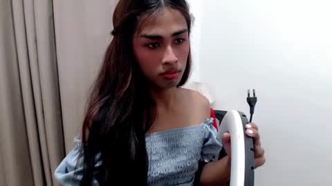 urmorenagirl_kcx online show from August 11, 4:25 am