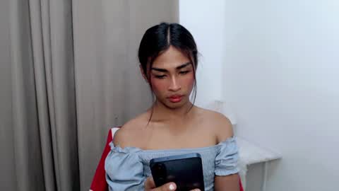 urmorenagirl_kcx online show from August 11, 7:49 pm