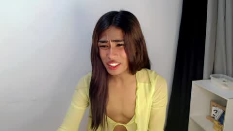 urmorenagirl_kcx online show from August 15, 11:03 am