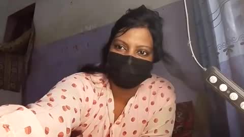 uroojkhan6 online show from August 1, 8:15 pm