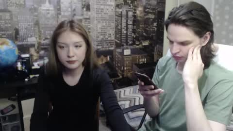 Mary online show from April 28, 8:22 pm