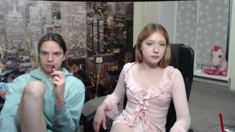 Mary online show from June 5, 6:13 pm