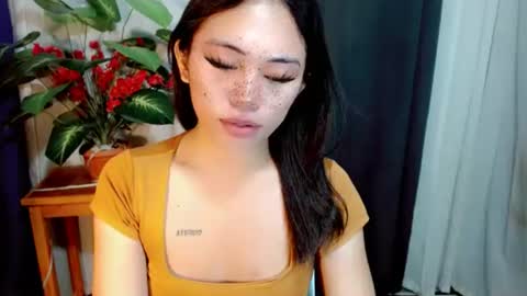 Ms Ayesha online show from August 11, 8:33 pm