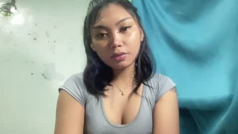 urpinay_sandra69 online show from July 29, 6:42 am