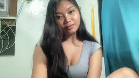 urpinay_sandra69 online show from July 29, 5:53 pm
